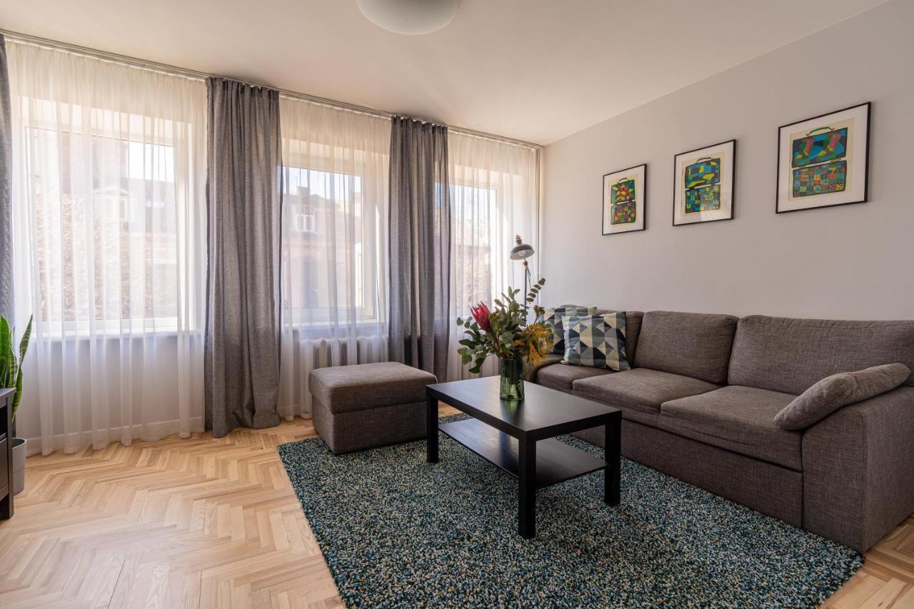 Lovely Apartment In The City Center Kaunas Bagian luar foto