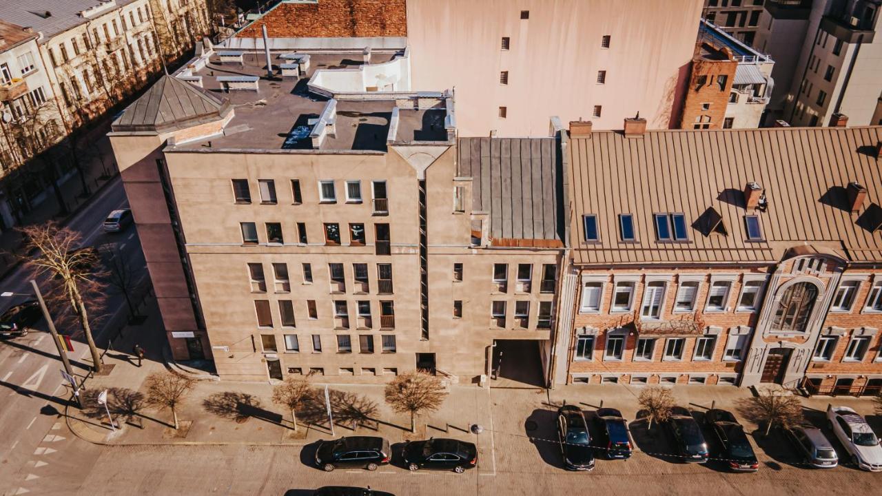 Lovely Apartment In The City Center Kaunas Bagian luar foto