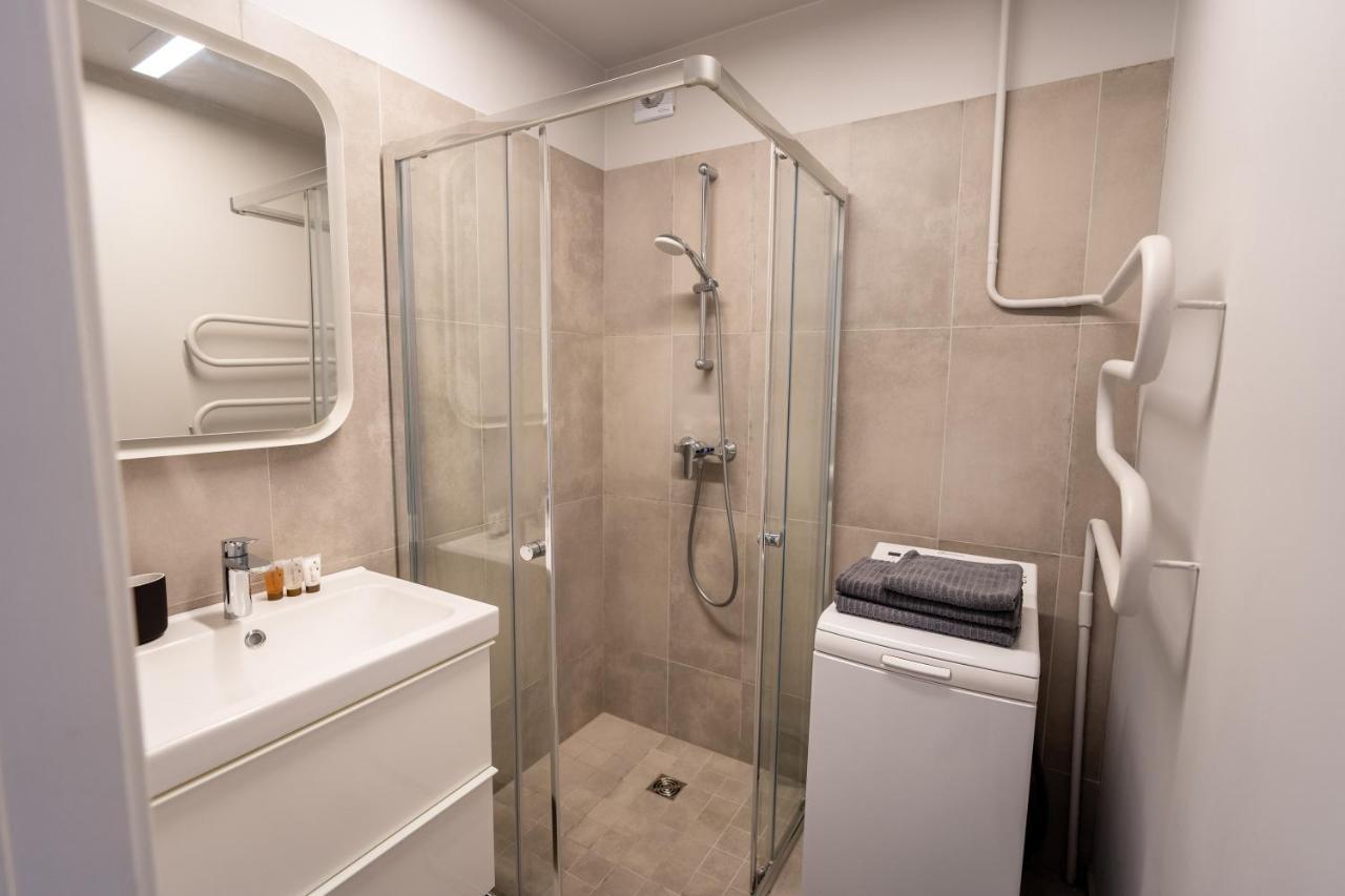 Lovely Apartment In The City Center Kaunas Bagian luar foto